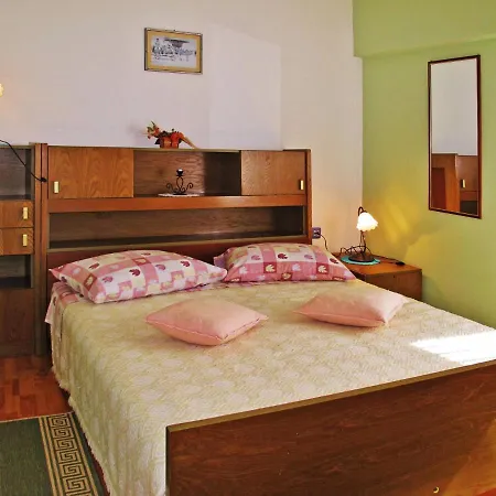 Holiday Milva - Lbn375